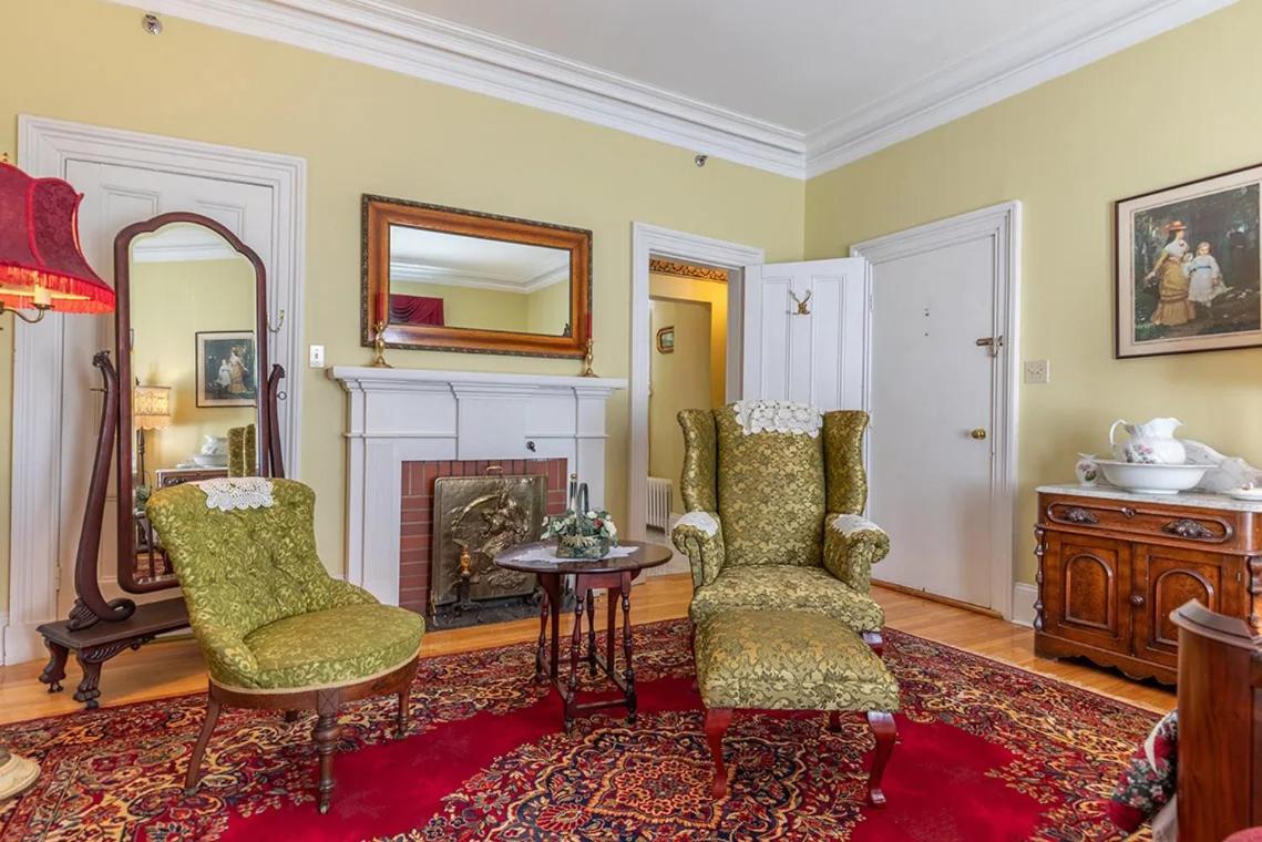 تشارلوت تاون Fitzroy Hall المظهر الخارجي الصورة