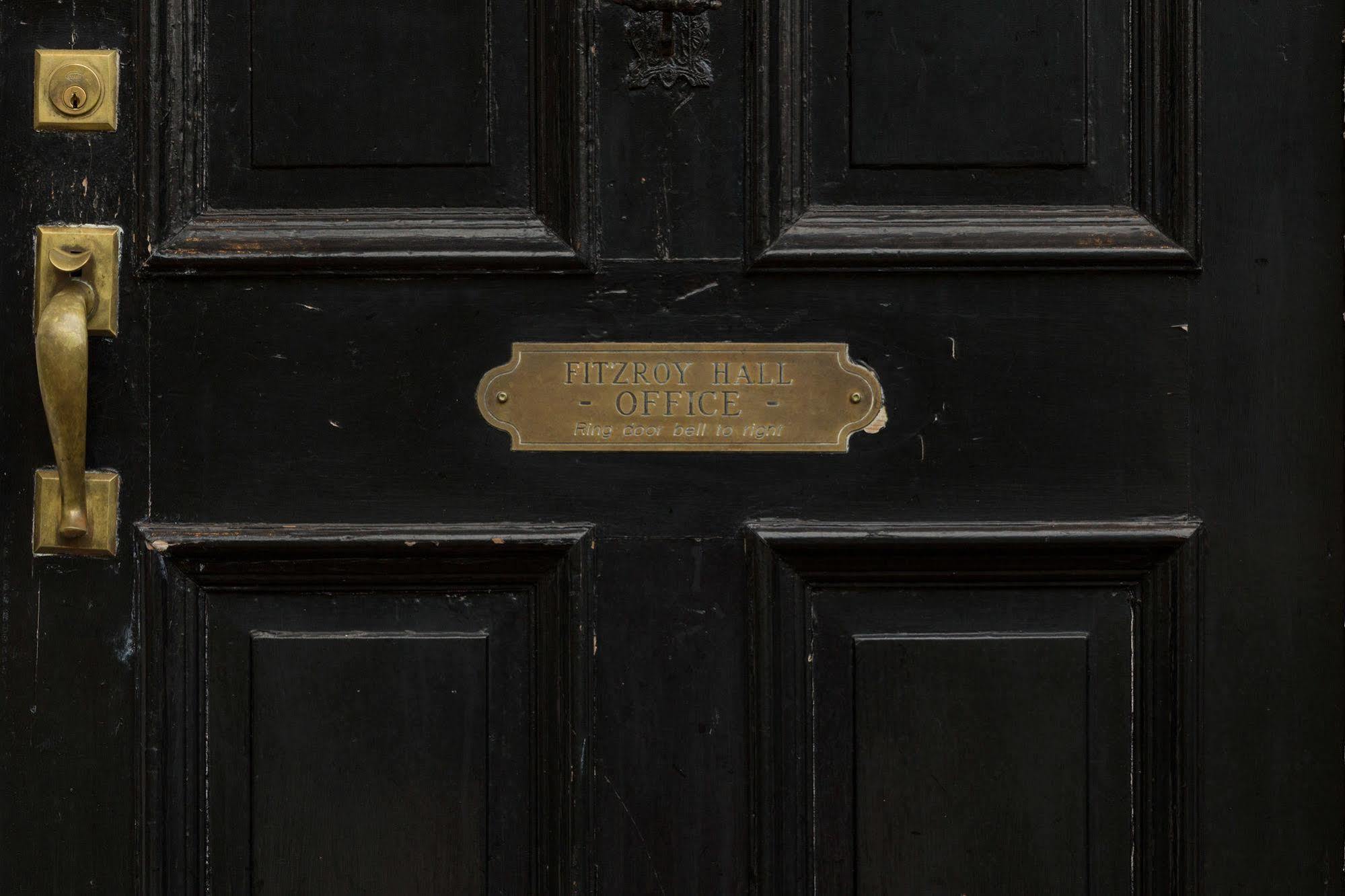 تشارلوت تاون Fitzroy Hall المظهر الخارجي الصورة
