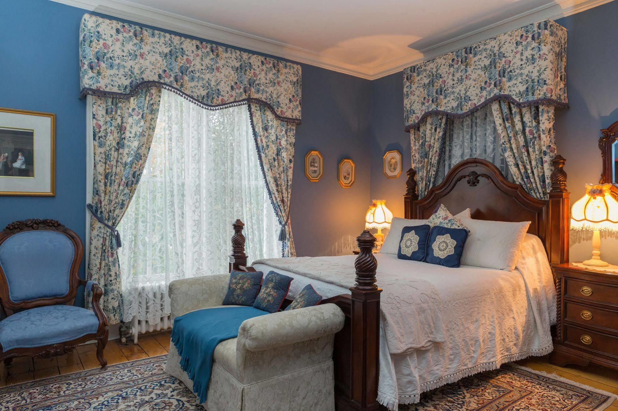 تشارلوت تاون Fitzroy Hall المظهر الخارجي الصورة