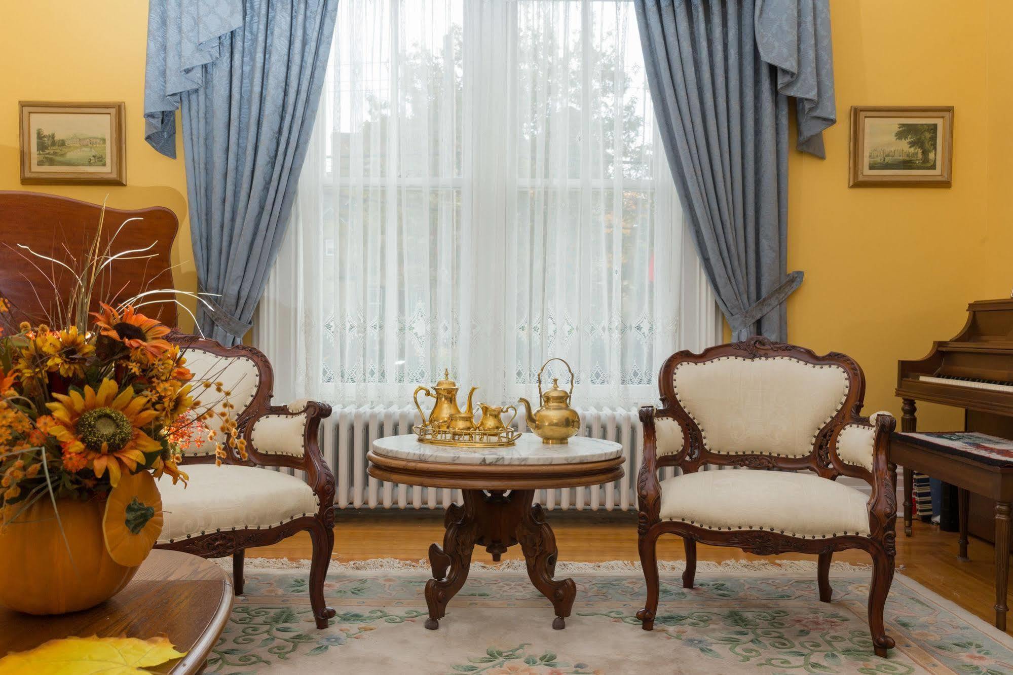 تشارلوت تاون Fitzroy Hall المظهر الخارجي الصورة